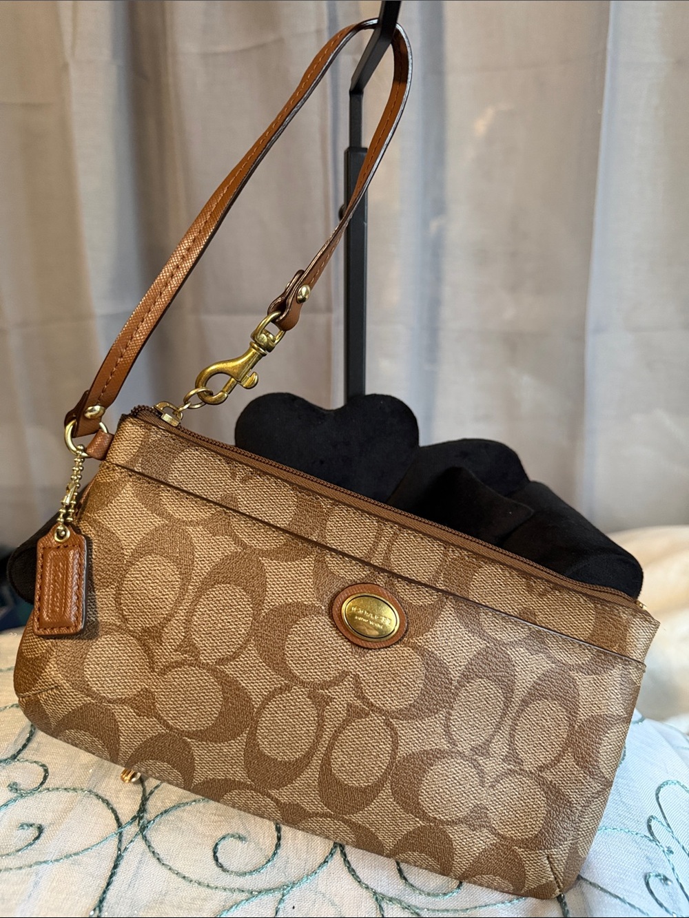 Coach Signature Go-Go (F49965) Wristlet/Wallet